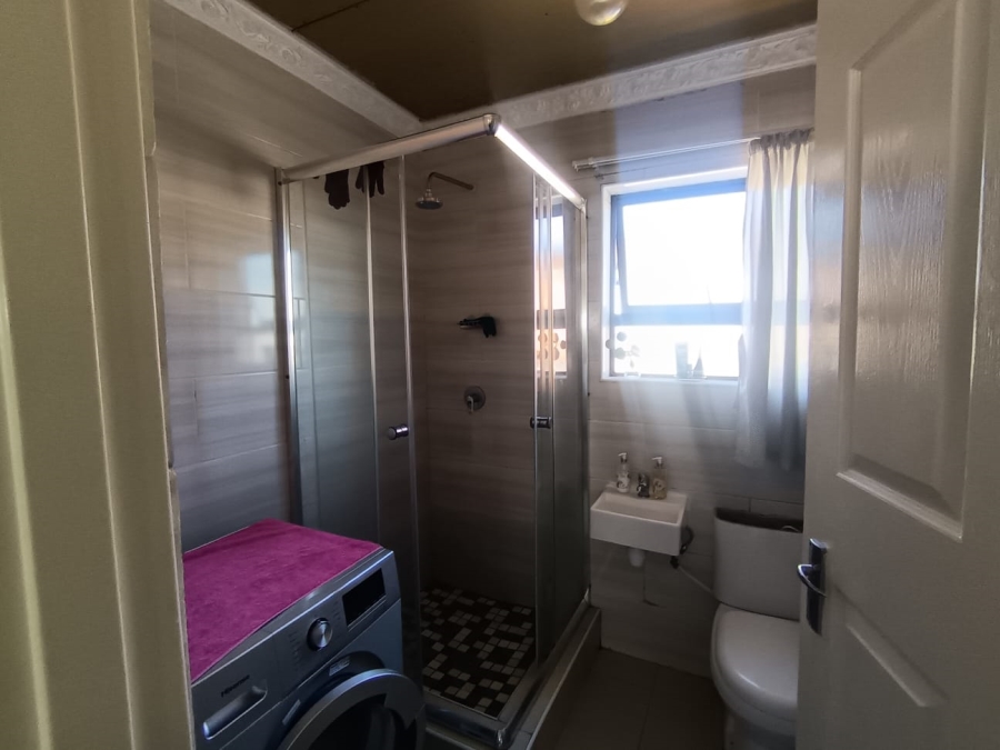3 Bedroom Property for Sale in Roodepan Northern Cape